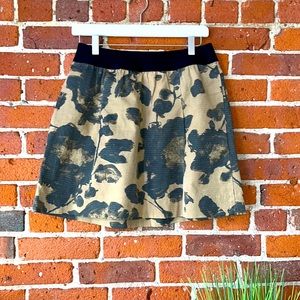 J. Crew Skirt Pocketed Mini Tan Design, Size 6